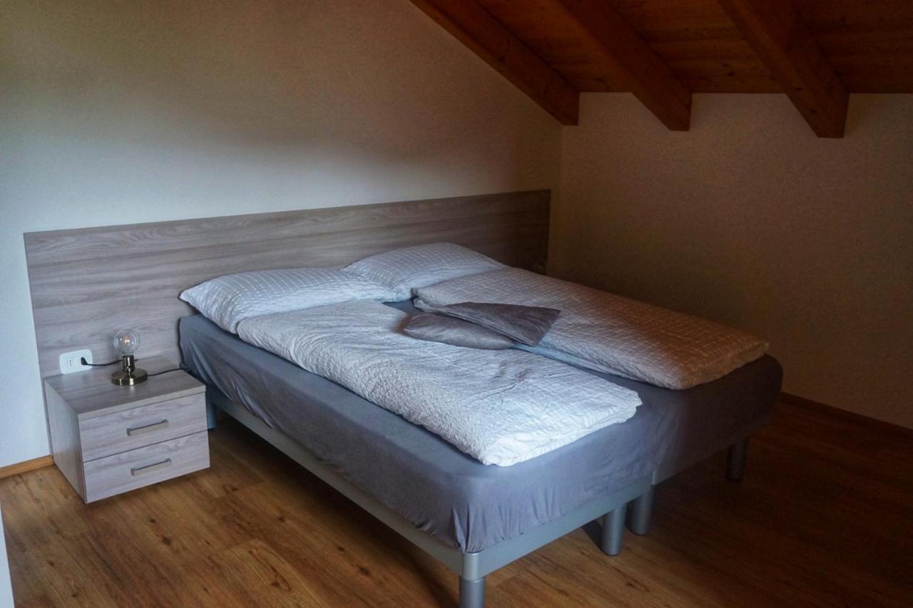 Agritur Zuveith Apartment Salorno Ngoại thất bức ảnh